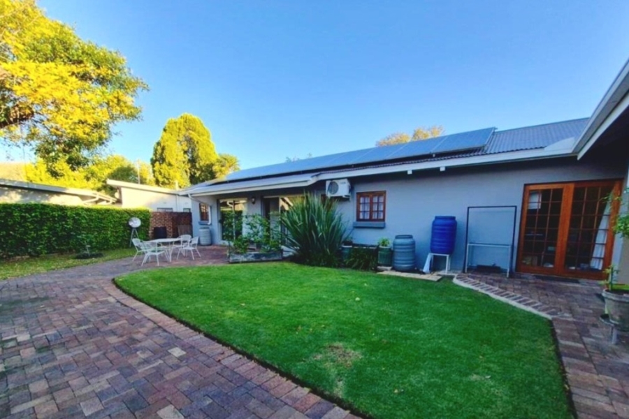 4 Bedroom Property for Sale in Oewersig North West